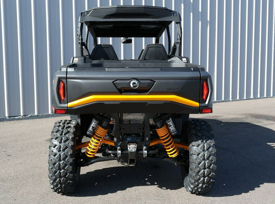 2026 Can-Am® Commander MAX XT-P