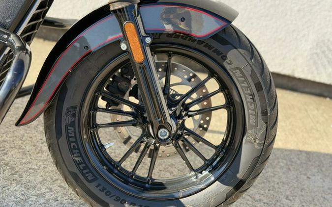 2018 Indian Scout Sixty ABS Thunder Black / Titanium Metallic