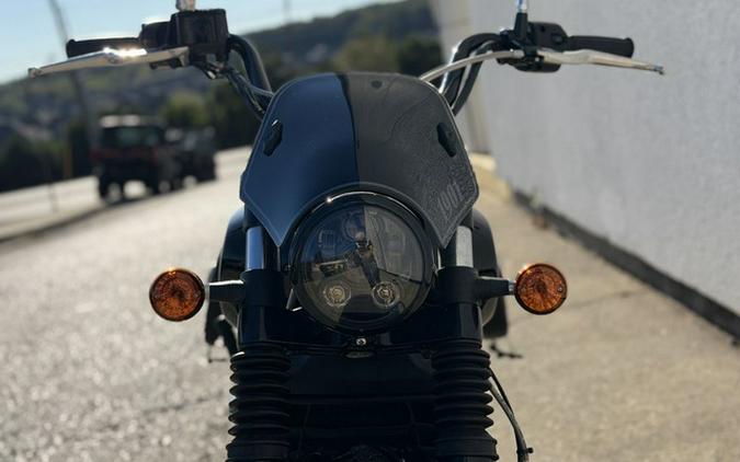2018 Indian Scout Sixty ABS Thunder Black / Titanium Metallic