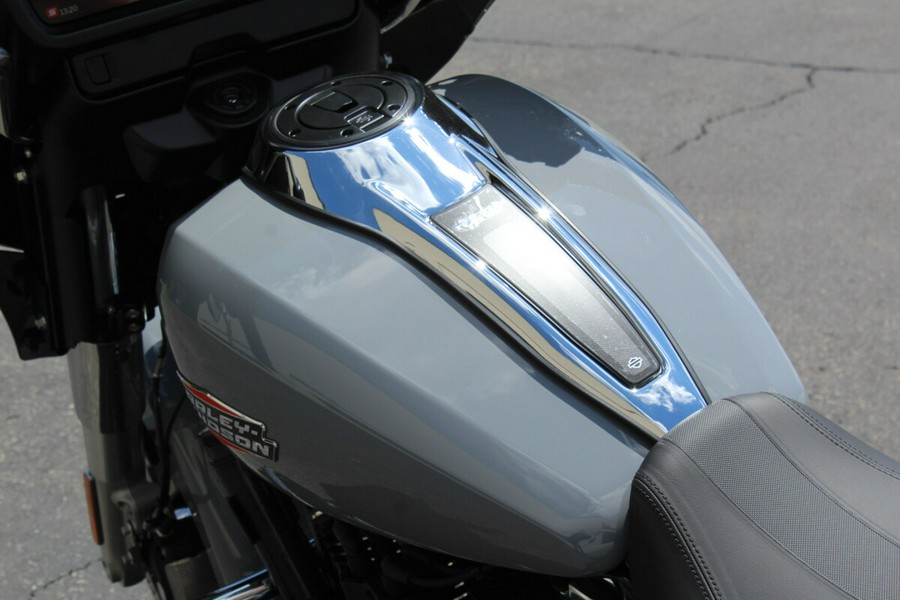FLHX 2026 Street Glide® Solo