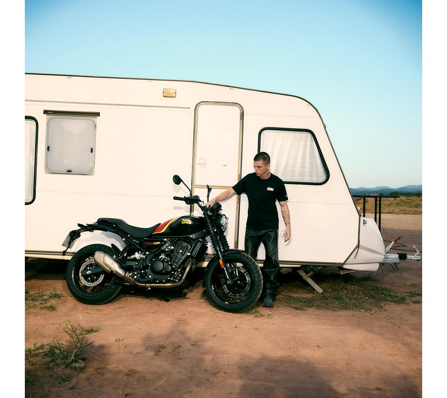 2027 Royal Enfield Guerrilla 450
