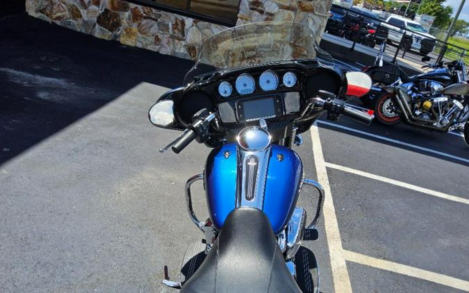 2017 Harley-Davidson Street Glide® Special