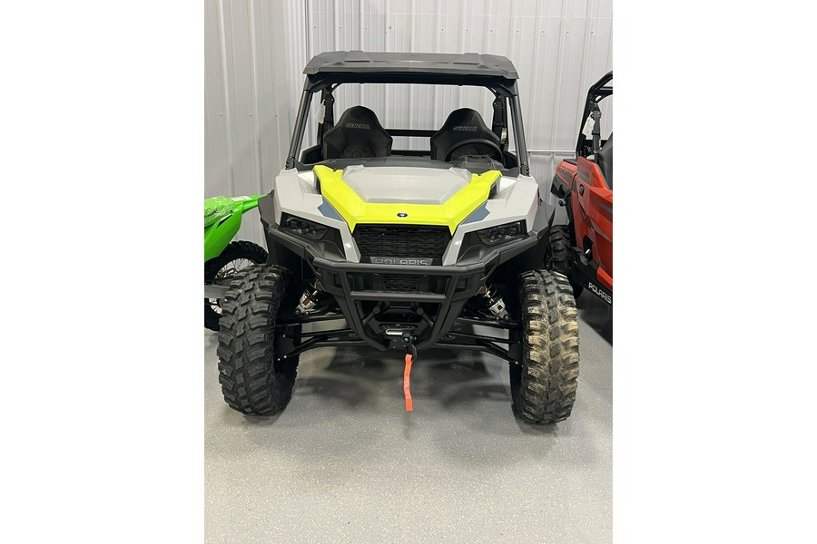 2024 Polaris Industries GENERAL XP 1000 SPORT