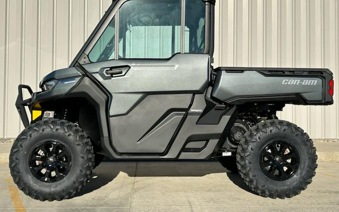 2024 Can-Am Defender Limited HD10