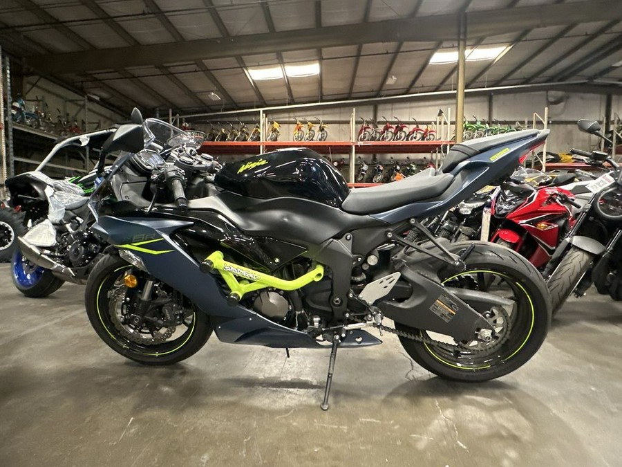 2022 Kawasaki ZX636