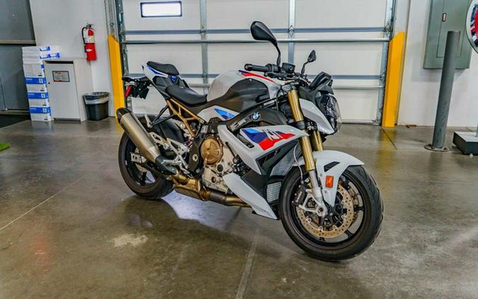 2024 BMW S 1000 R Light White/M Motorsport