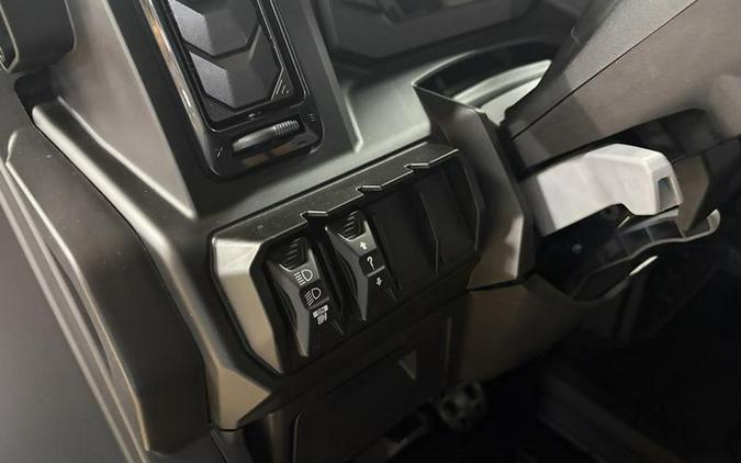 2026 Can-Am® Defender MAX LONE STAR HD11