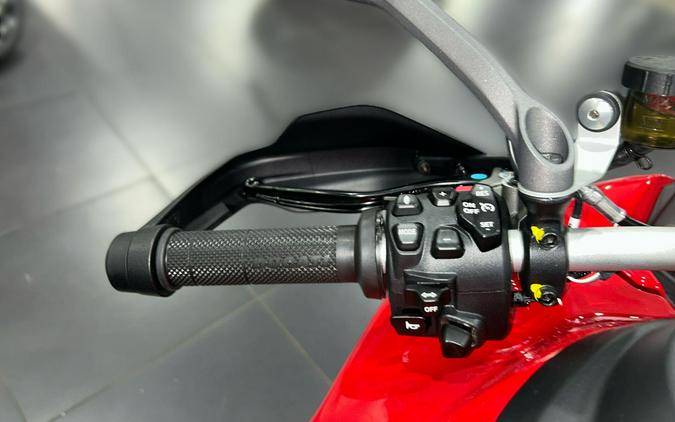 2025 Ducati MULTISTRADA V4 RALLY TRAVEL & RADAR SPOKED WHEELS