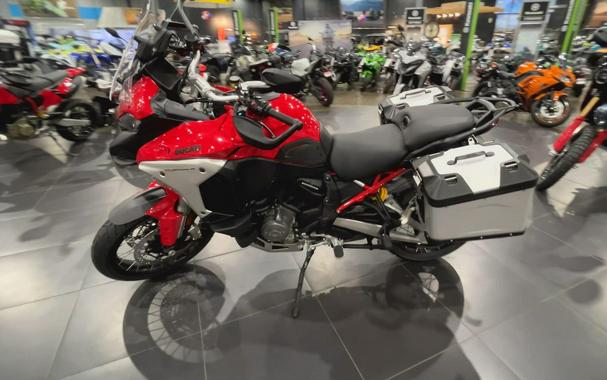 2025 Ducati MULTISTRADA V4 RALLY TRAVEL & RADAR SPOKED WHEELS