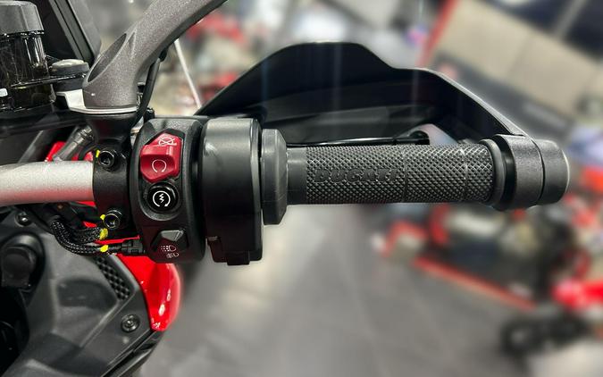 2025 Ducati MULTISTRADA V4 RALLY TRAVEL & RADAR SPOKED WHEELS