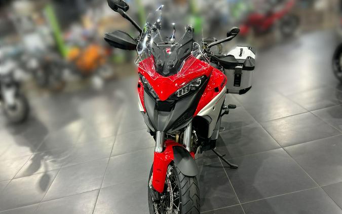 2025 Ducati MULTISTRADA V4 RALLY TRAVEL & RADAR SPOKED WHEELS