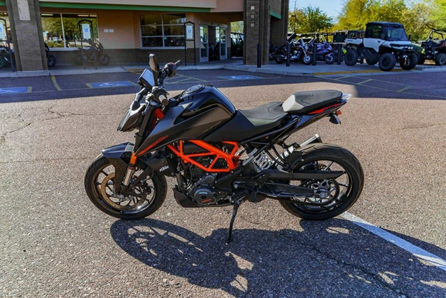 2023 KTM 390 Duke