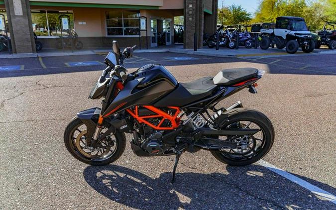 2023 KTM 390 Duke