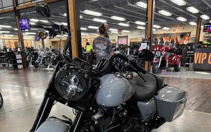 2025 Harley-Davidson Road King Special