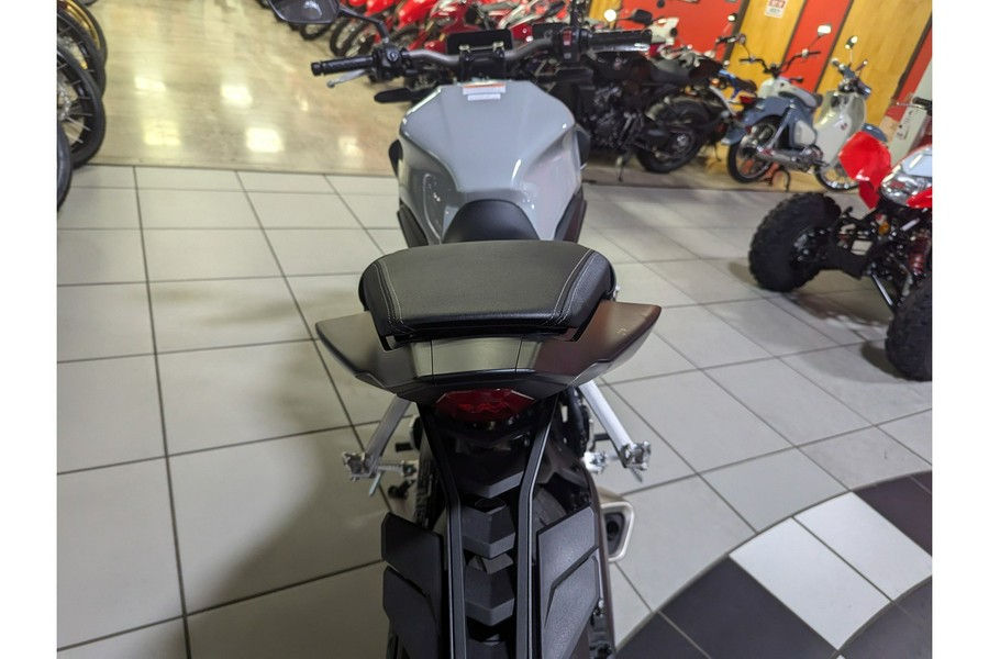 2025 Honda CB650R E-Clutch