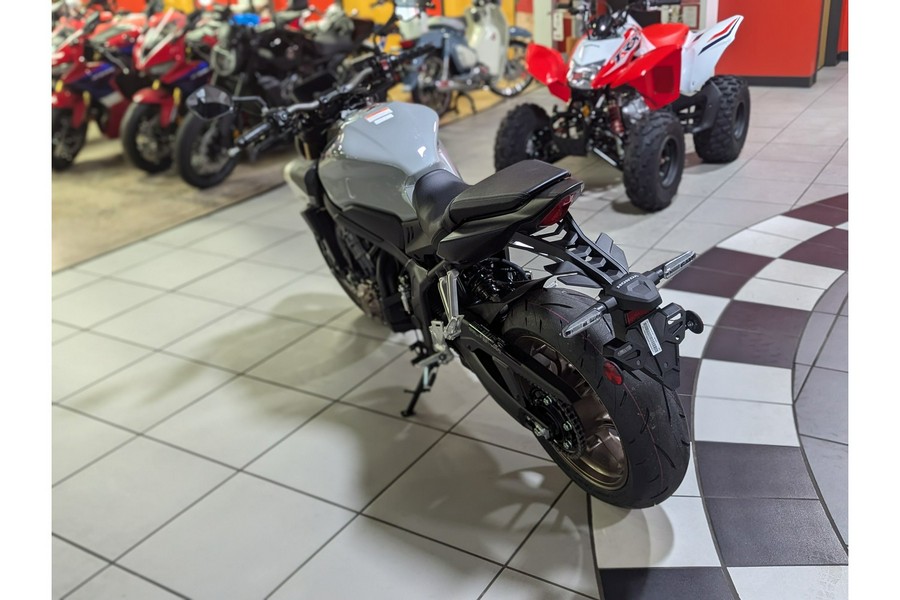 2025 Honda CB650R E-Clutch