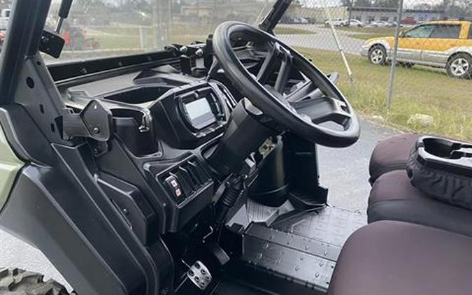2020 Can-Am Defender MAX DPS HD8
