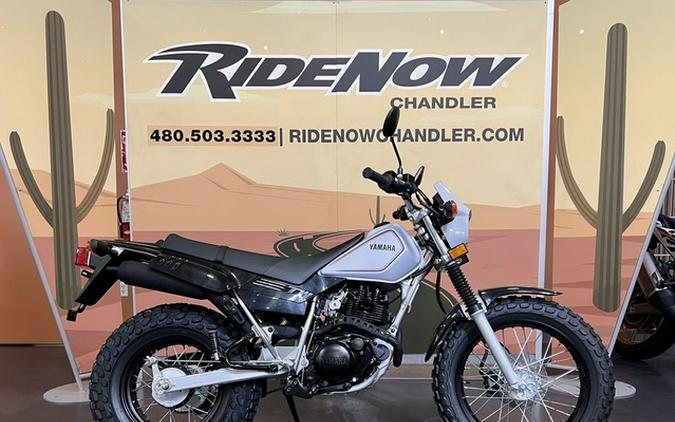 2027 Yamaha TW 200