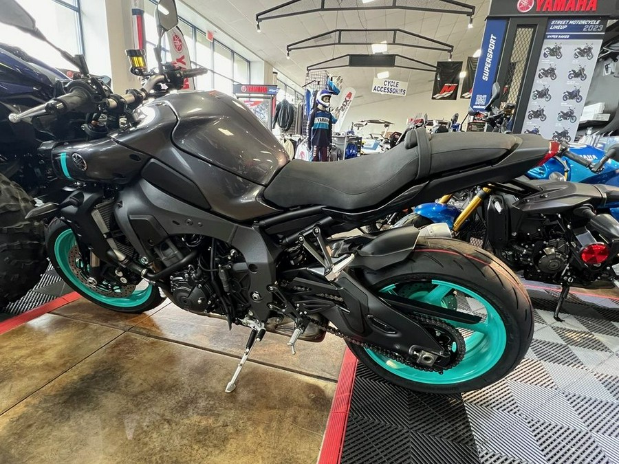 2024 Yamaha MT-10