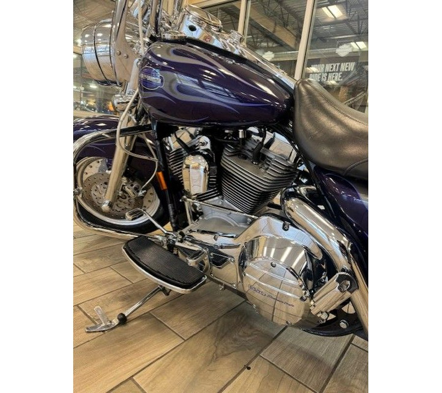 2002 Harley-Davidson FLHRCI Road King® Classic
