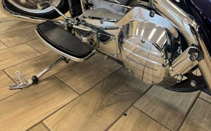 2002 Harley-Davidson FLHRCI Road King® Classic