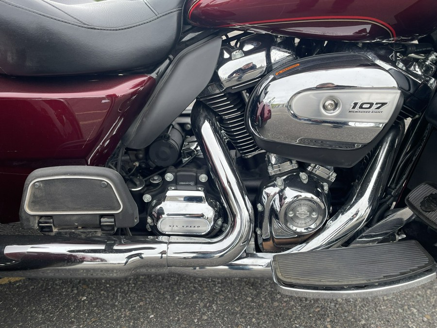 Harley-Davidson Tri Glide Ultra 2017 FLHTCUTG