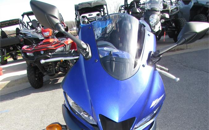 2023 Yamaha YZF R3 R3