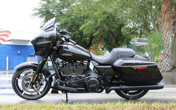 2024 Harley-Davidson FLHX - Street Glide