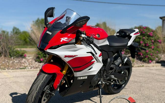 2026 Yamaha YZF R7 70Th Anniversary Edition