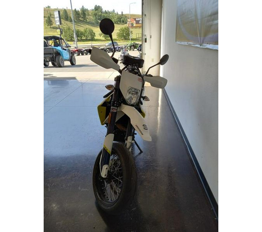 2019 Husqvarna® 701 Supermoto