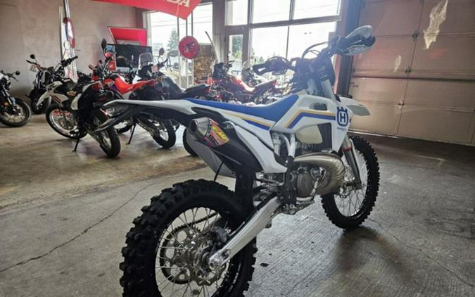 2023 Husqvarna TE 300