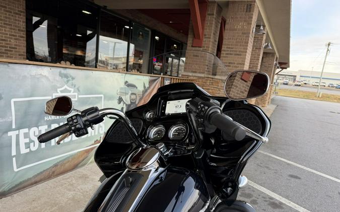 2020 Harley-Davidson® Road Glide® Limited Midnight Blue