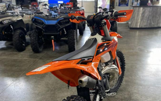 2027 KTM XC 250