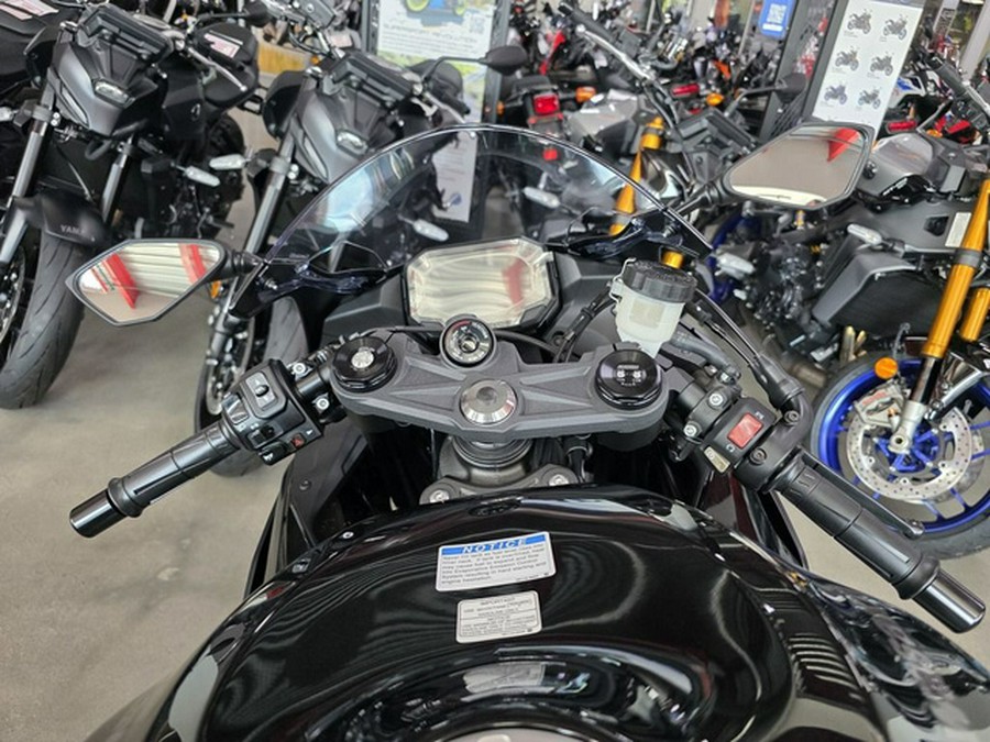 2027 Kawasaki Ninja ZX-6R ABS