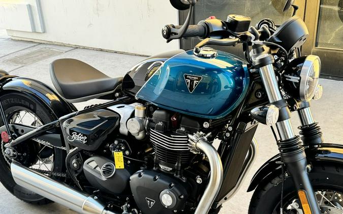 2026 Triumph Bonneville Bobber Interstellar Blue
