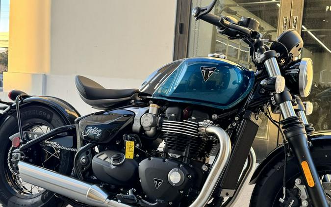 2026 Triumph Bonneville Bobber Interstellar Blue