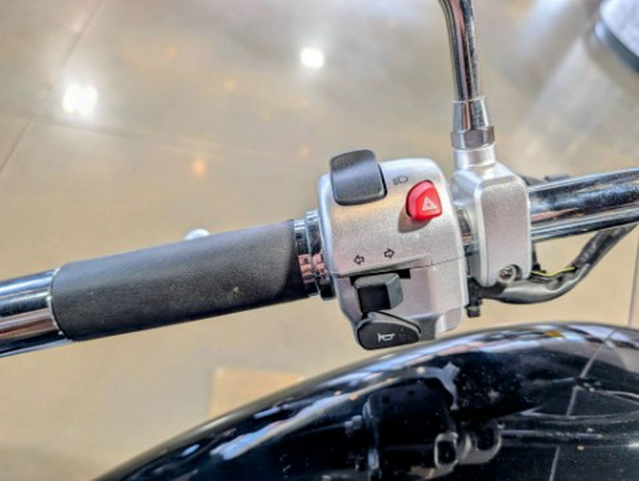 2011 Suzuki Boulevard C50T