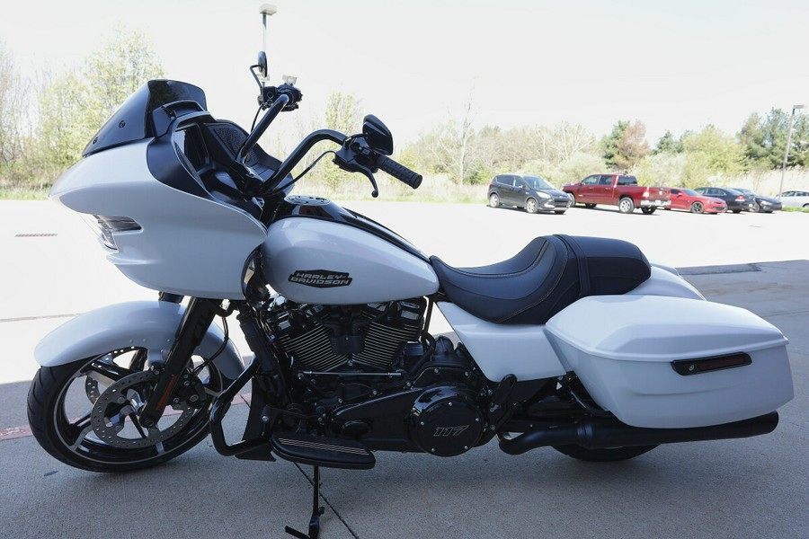 New 2024 Harley-Davidson Road Glide Grand American Touring For Sale Near Medina, Ohio