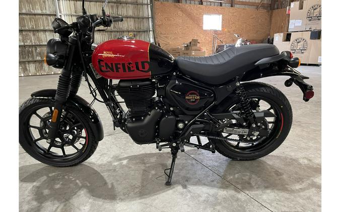 2024 Royal Enfield HUNTER 350 - REBEL RED