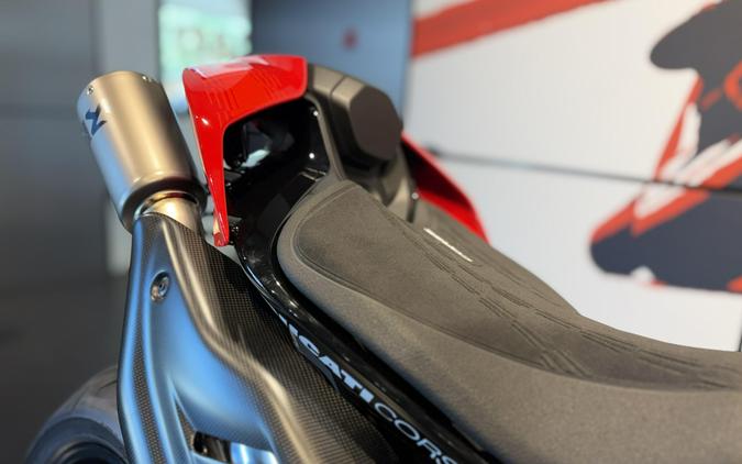 2026 Ducati STREETFIGHTER V4 S CORSE