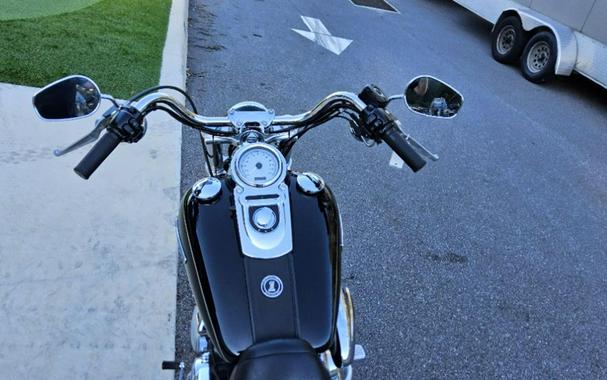 2011 Harley-Davidson Dyna® Super Glide® Custom