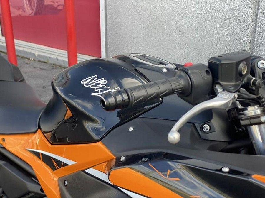 2019 Kawasaki Ninja® 650 ABS Candy Orange/Metallic Spark Black