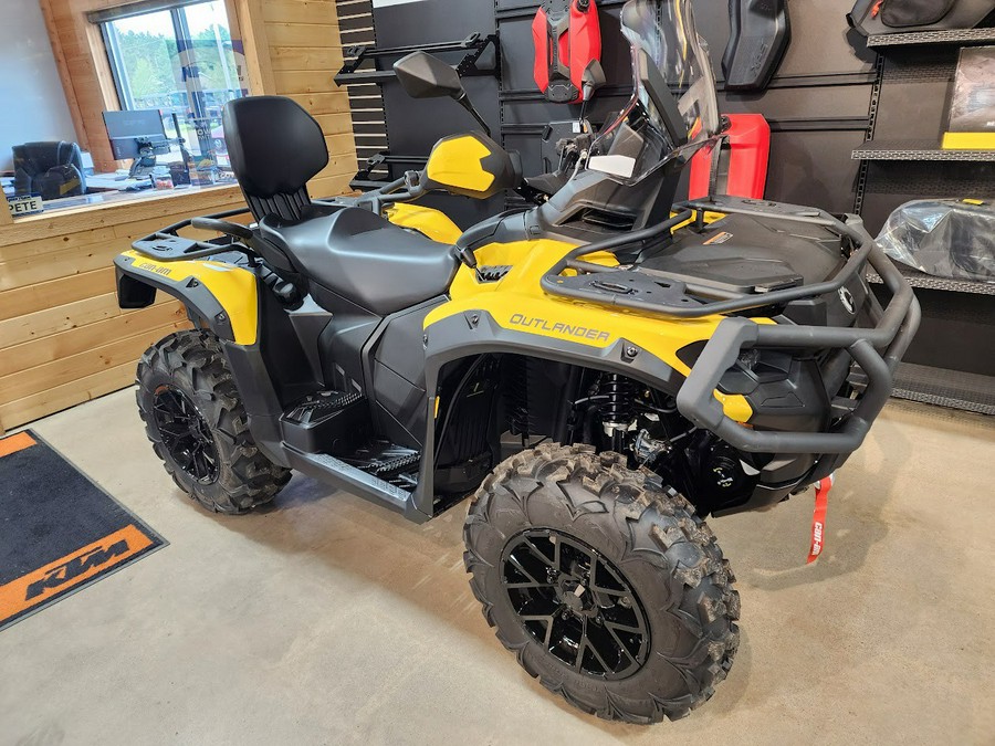 2024 Can-Am OUTLANDER MAX XT 700