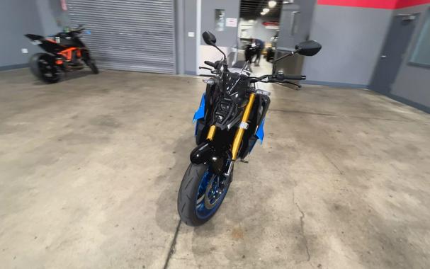 2025 Suzuki GSX-S1000 CA