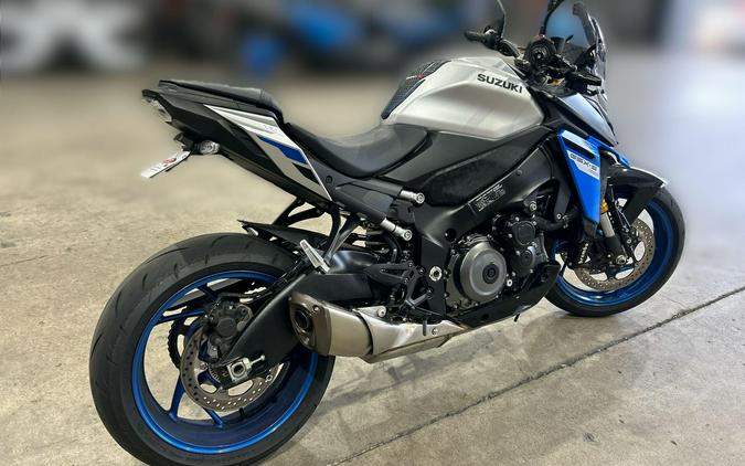 2025 Suzuki GSX-S1000 CA