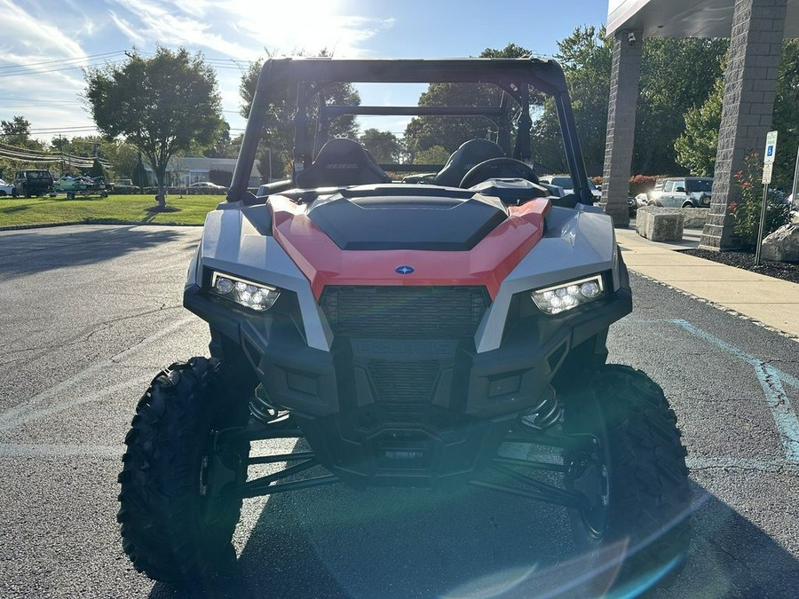 2025 Polaris® General 4 1000 Sport