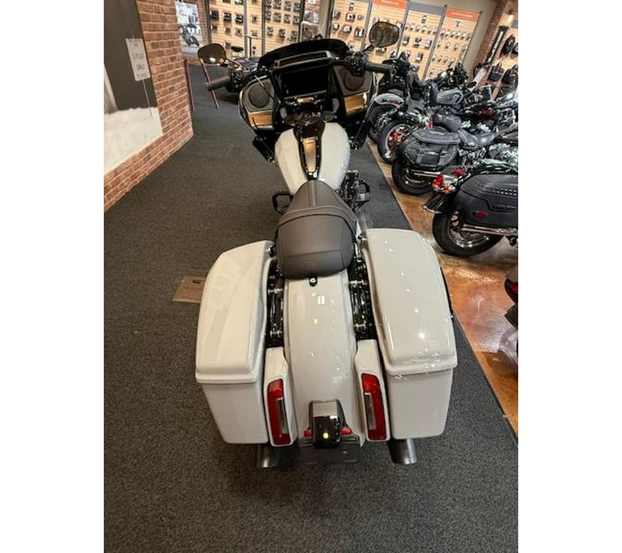 2025 Harley-Davidson® FLTRX - Road Glide®