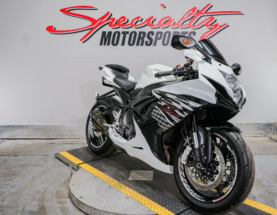 2011 Suzuki GSX-R600™