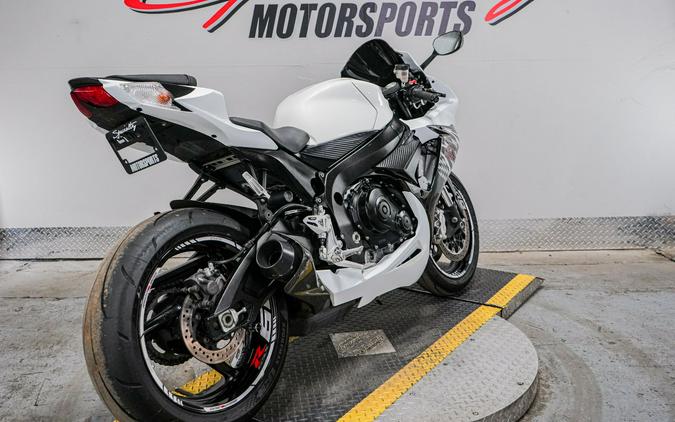 2011 Suzuki GSX-R600™