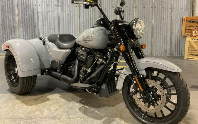 2024 Harley-Davidson FREEWHEELER